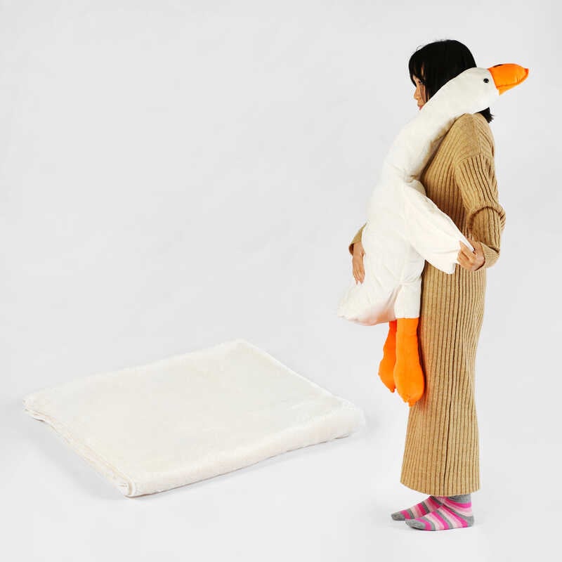 гр М`яка іграшка "Гусак-обіймак" 47568 (20) З ПЛЕДОМ 101х93 см, висота іграшки 100 см, колір білий