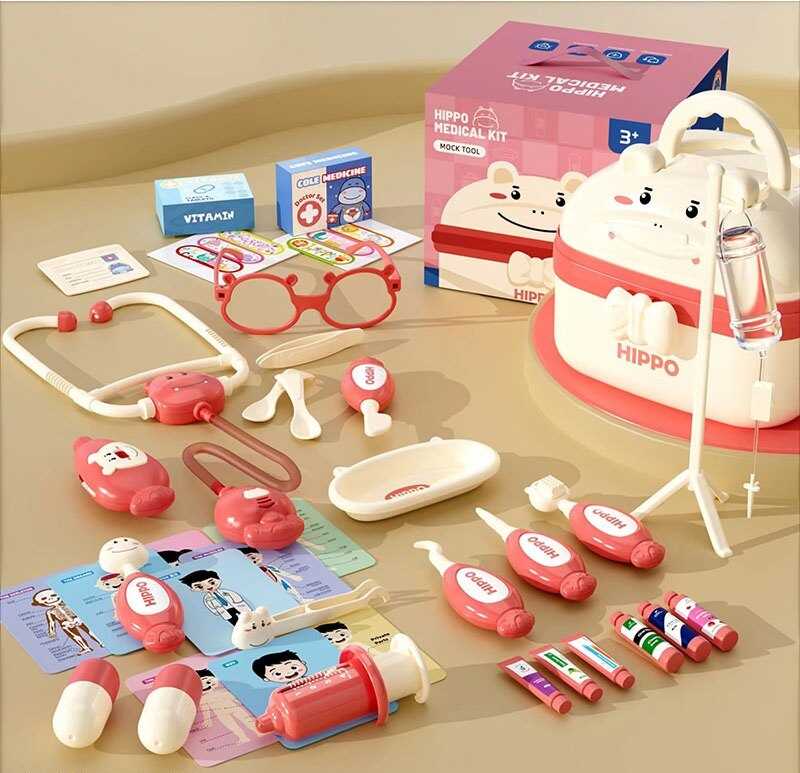 Набір лікаря HZ 888 A (48/2) стетоскоп, термометр, ліхтарик на батарейках, підсвічування, шприц, окуляри для лікаря, аксесуари, в коробці