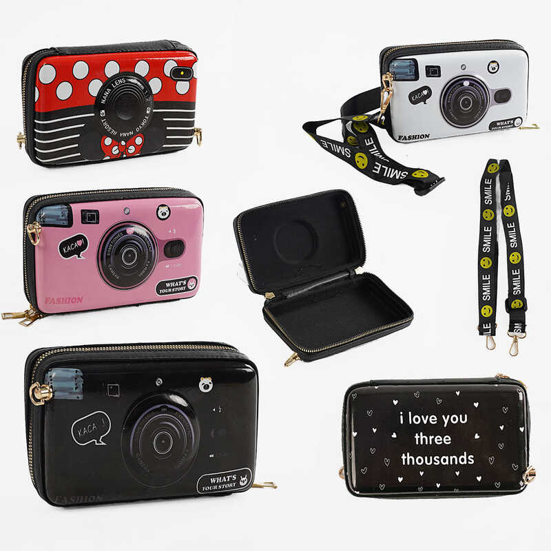 Сумочка C 67130 (120) “Фотоапарат”, розмір — 17,5х5,5х10,7 см, ВИДАЄТЬСЯ ТІЛЬКИ МІКС ВИДІВ, у пакеті