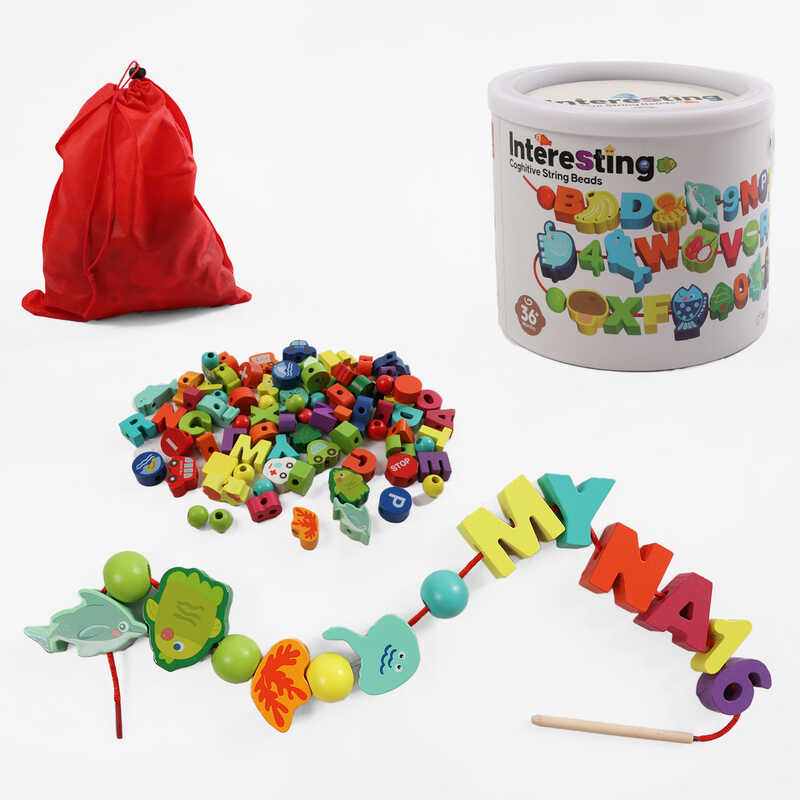 Шнурівка дерев'яна С 74425 (24) фігурки з транспортом, дорожніми знаками, тваринами, літерами англійського алфавіту, геометричними фігурами, намистини, декілька шнурків з дерев’яним краєм, у відрі