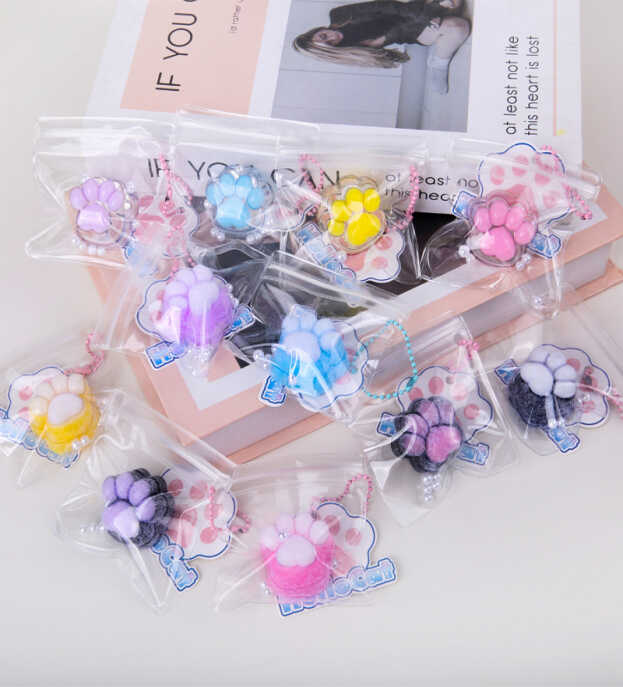 Гра антистрес C 71240 (24) ЦІНА ЗА 60 ШТУК В БЛОЦІ, “Лапка”, в коробці